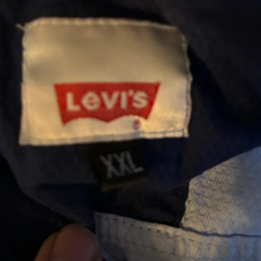 Levi button down XXL - Picture 9 of 12
